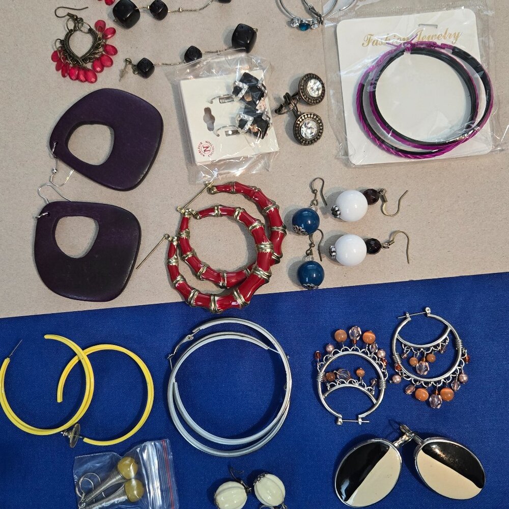 Lot of Pierced Earrings